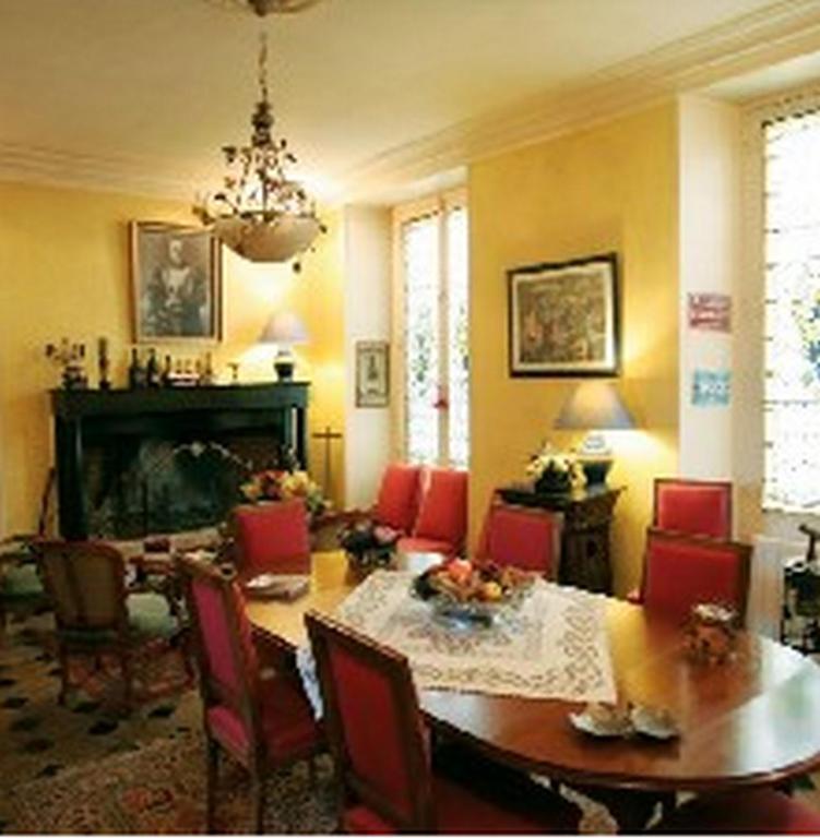 Bed and Breakfast La Cour Des Marotiers Mareuil-sur-Ay Exterior foto
